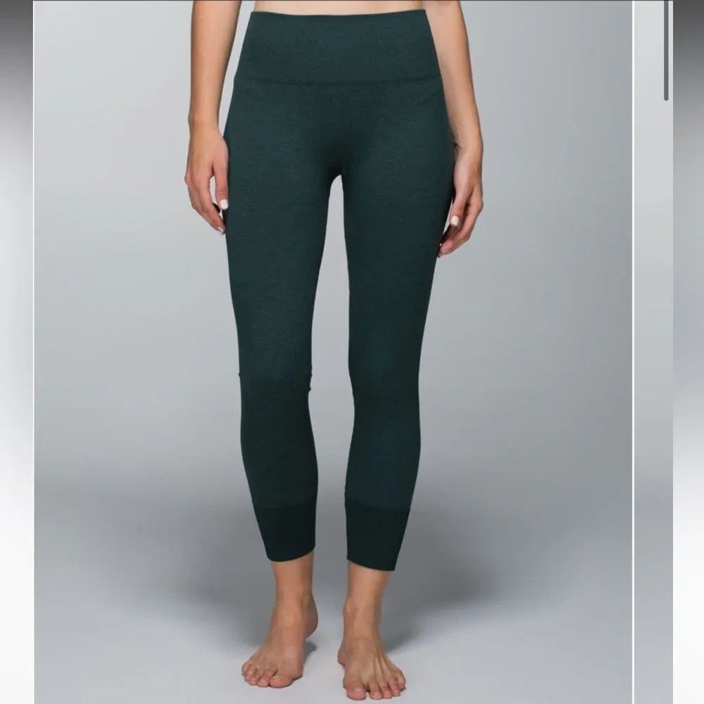 LULULEMON Ebb To Street Pant 25" 2 Heathered Fuel Green Yoga Gym EUC B32